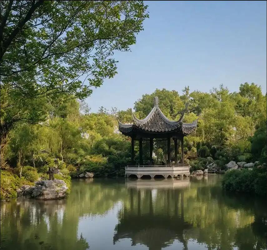 牟平区如柏餐饮有限公司